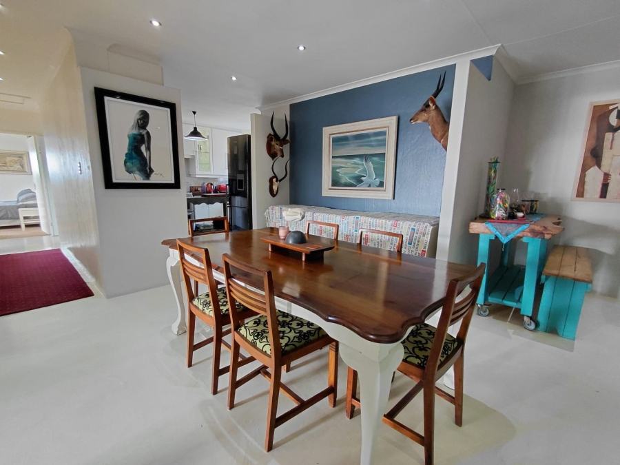 2 Bedroom Property for Sale in Wavecrest Eastern Cape
